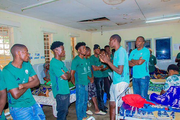 Chilobwe United Spread Love at Zingwangwa Maternity Ward